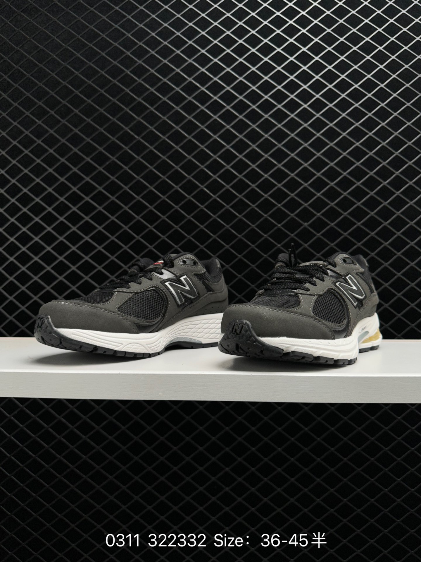 New Balance  ML2002RBA